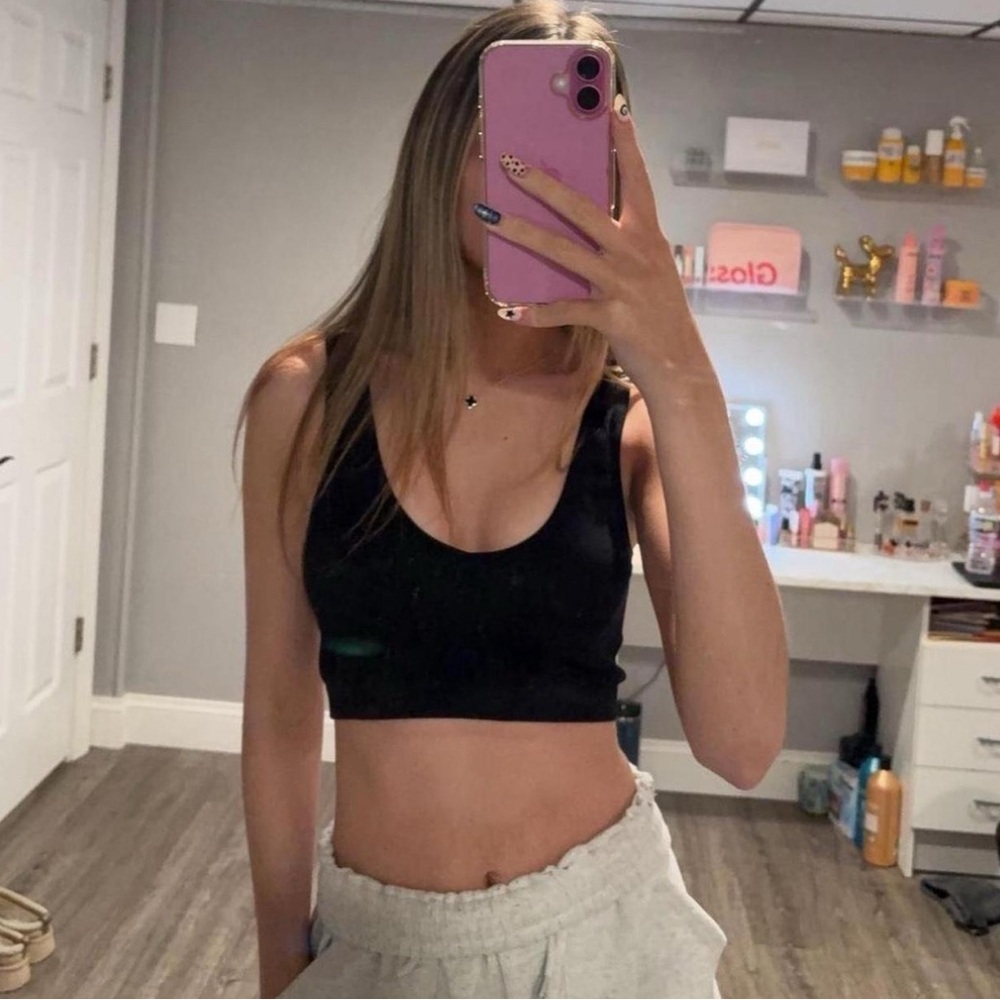 Black Cropped Tank